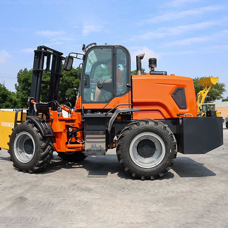 Tire Selection Tips for Rough‑Terrain Forklifts in Seasonal Wet Sites